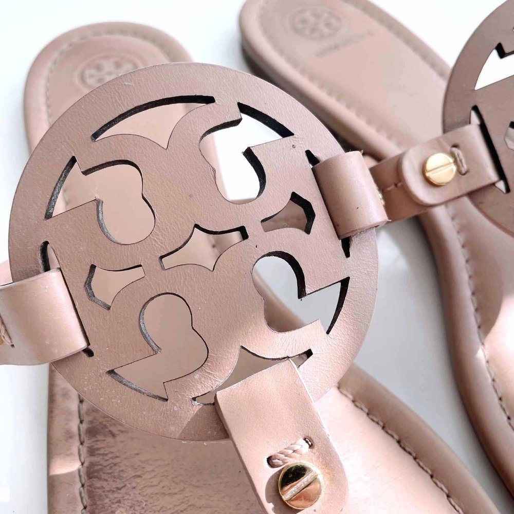 ⚡️SOLD⚡️ tory burch miller logo leather thong sandal - size 10 - Picture 4 of 7